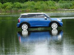 MINI COUNTRYMAN blue