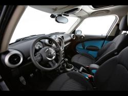 MINI COUNTRYMAN interior