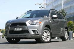 MITSUBISHI ASX silver