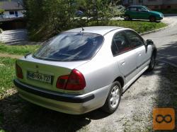 MITSUBISHI CARISMA 1.6 silver