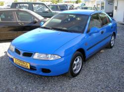 MITSUBISHI CARISMA blue