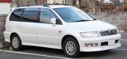 MITSUBISHI CHARIOT white