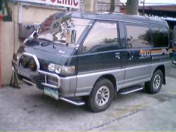 MITSUBISHI DELICA 4WD silver