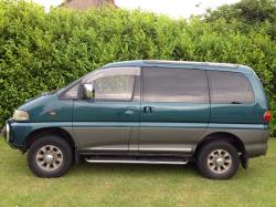 MITSUBISHI DELICA green