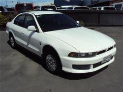 MITSUBISHI ETERNA white