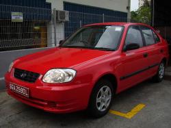 MITSUBISHI LANCER 1.3 red