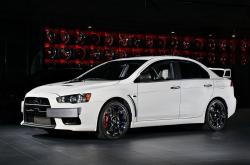 MITSUBISHI LANCER EVOLUTION white