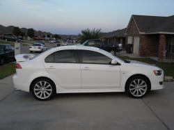 MITSUBISHI LANCER white