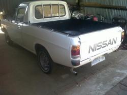 nissan 1400 bakkie