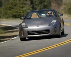 NISSAN 350Z brown