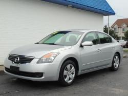 NISSAN ALTIMA green