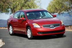 NISSAN ALTIMA red