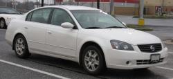 NISSAN ALTIMA white