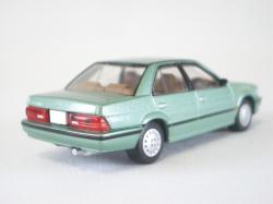 NISSAN BLUEBIRD green