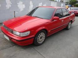 NISSAN BLUEBIRD red