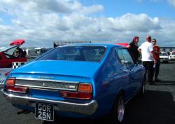 NISSAN DATSUN (710) blue