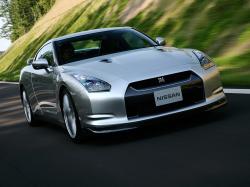 nissan gt-r 3.8