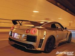 NISSAN GT-R brown