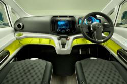 NISSAN NV200 interior