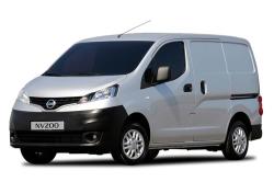 NISSAN NV200 white