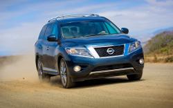 NISSAN PATHFINDER blue