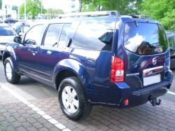 NISSAN PATHFINDER blue