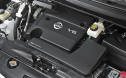 NISSAN PATHFINDER engine