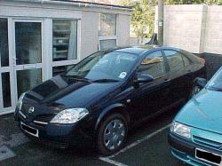 NISSAN PRIMERA blue