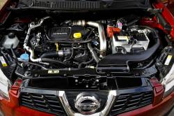 NISSAN QASHQAI engine