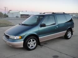 NISSAN QUEST green