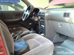 NISSAN SENTRA B13 interior