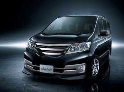 NISSAN SERENA black