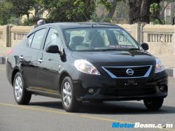 NISSAN SUNNY black