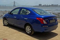 NISSAN SUNNY blue