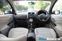 NISSAN SUNNY interior