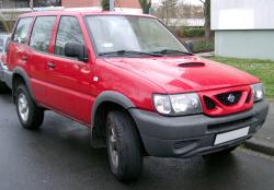 NISSAN TERRANO II black