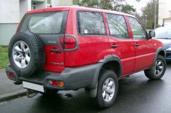 NISSAN TERRANO II red