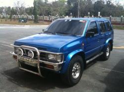 NISSAN TERRANO blue