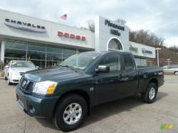 NISSAN TITAN 4X4 green