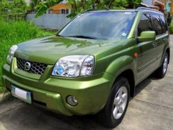 NISSAN X-TRAIL green