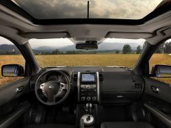 NISSAN X-TRAIL interior