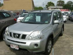 NISSAN X-TRAIL silver