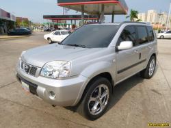 NISSAN X-TRAIL silver