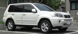 NISSAN X-TRAIL white