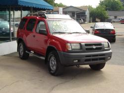 NISSAN XTERRA red