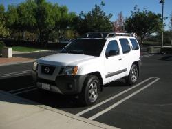 NISSAN XTERRA white