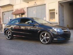 OPEL ASTRA GTC black