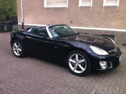 OPEL GT black