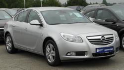 OPEL INSIGNIA 1.6 white