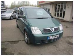 OPEL MERIVA green